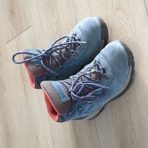 Columbia Newton Ridge Hiking Boot